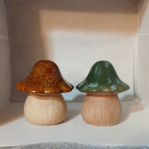 Other - Ceramic Mushroom Figurines